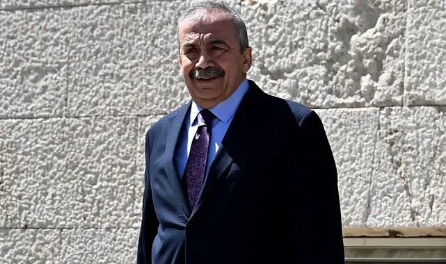 DEM Parti'den Sırrı Süreyya Önder'e suikast iddiası: Aracında düzenek bulunmuştu
