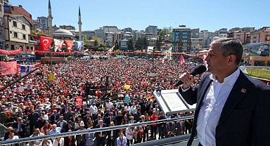 CHP'de 81 il başkanından Özgür Özel'e destek
